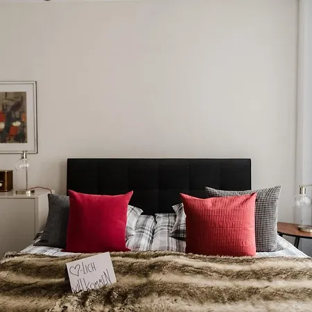 Sommers Altes Posteck 3*