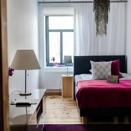 Sommers Altes Posteck 3*